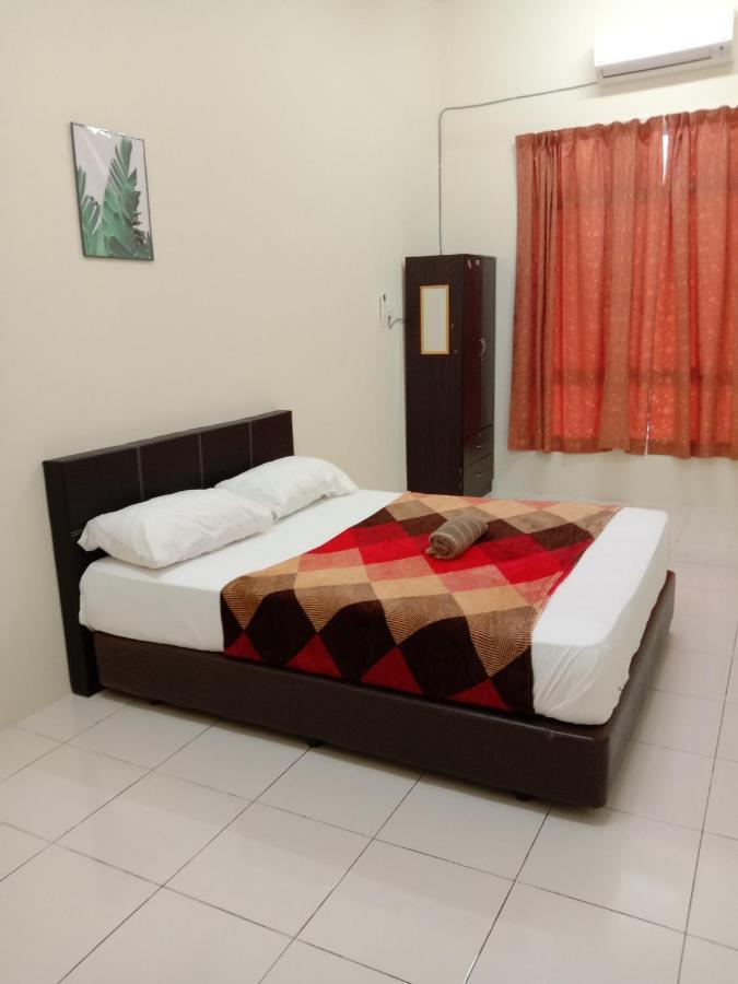 Ulfah Mersing Exterior foto
