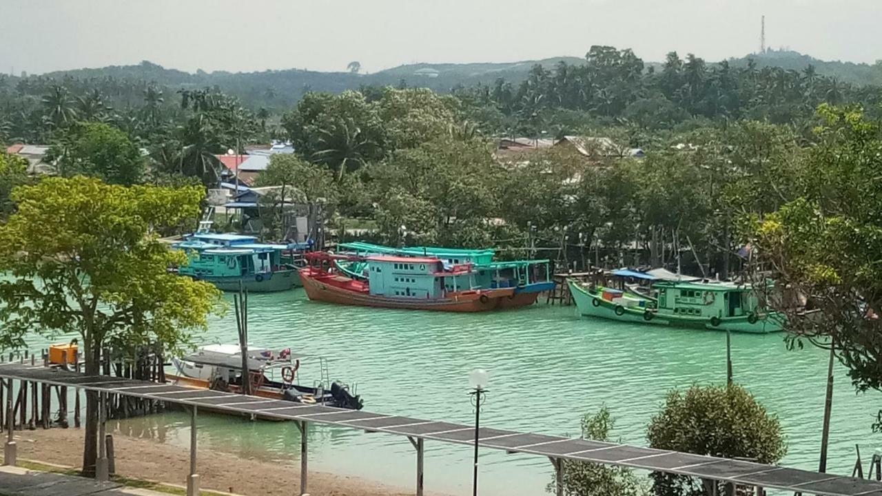 Ulfah Mersing Exterior foto